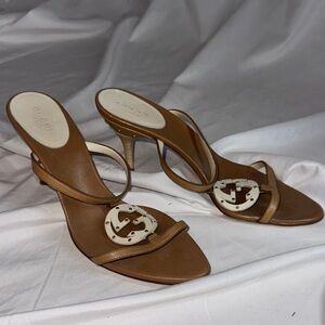 Gucci Women's Brown Leather Heels with Logo Accent